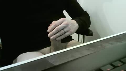 doudoudou online show from March 13, 8:45 pm