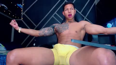 Drake online show from December 14, 4:19 am