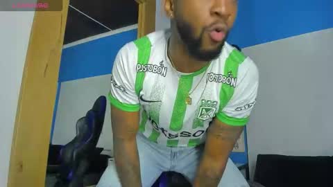 Snapshot of drake_nassir4 chatting on September 9, 2:28 pm ---Drake--- online show from September 9, 2:28 pm
