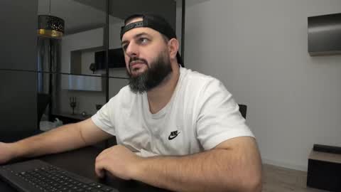 DravenPeak online show from November 4, 3:02 pm