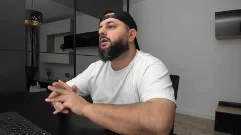 DravenPeak online show from October 31, 4:46 am