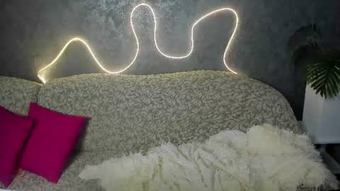 Olivia online show from July 17, 5:37 pm