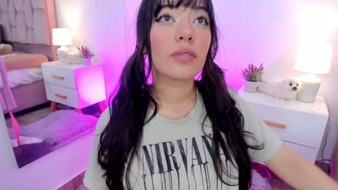 Snapshot of dream_vibes chatting on January 12, 2:41 pm Alina online show from January 12, 2:41 pm