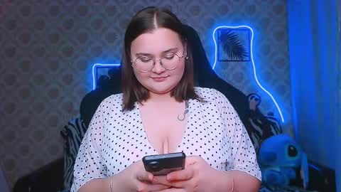 dreamforyoue2 online show from September 27, 3:43 pm