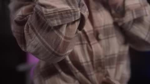 Sarah online show from February 25, 1:09 am