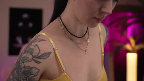 Sarah online show from March 22, 10:47 pm