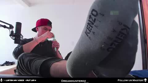 Your lord. - ONLINE  1500 Pm to 2100 Pm - New York Hour online show from October 2, 9:13 pm