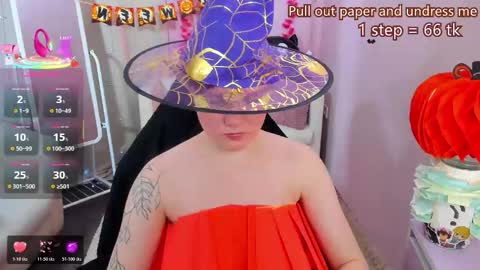 Luna online show from October 17, 9:19 pm