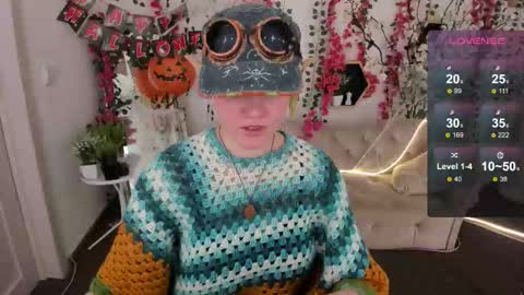 Luna online show from October 31, 8:42 pm