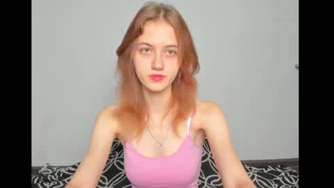 dreamy_pollyyy online show from September 30, 3:06 am