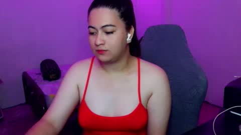 dreamycreamyst online show from April 24, 1:29 am