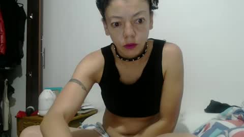 Snapshot of dreamylatina chatting on January 19, 10:39 am DreamyLatina online show from January 19, 10:39 am