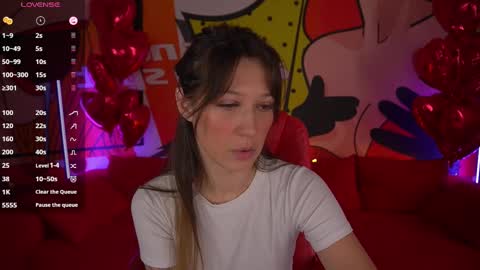 Snapshot of dreamylinaaa chatting on February 18, 7:32 am Lina online show from February 18, 7:32 am