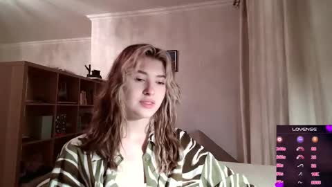 Dia online show from March 5, 3:10 pm