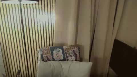 Dreyana online show from November 28, 5:42 pm