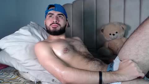 dricusabdallah online show from February 22, 4:05 am