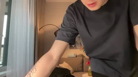 Mark online show from June 18, 2:39 am