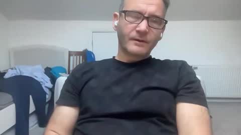 Nick online show from December 3, 9:21 am