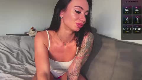 Snapshot of drunk_bosss chatting on January 22, 5:48 am Bella online show from January 22, 5:48 am
