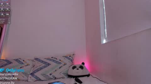 Charlie  Janne online show from September 19, 3:38 pm