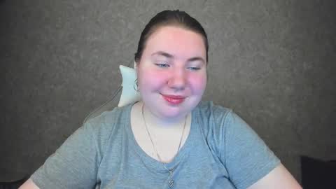 Snapshot of duchess_dafna chatting on December 14, 8:29 pm Duchess Dafna online show from December 14, 8:29 pm