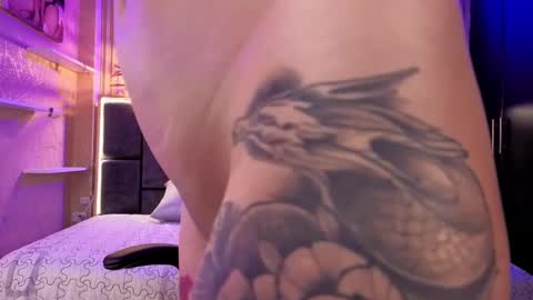 Victoria online show from November 7, 12:03 am