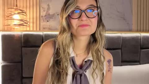 Victoria online show from October 19, 12:26 am