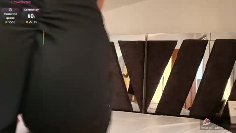  Dulce Candy  online show from September 22, 12:31 pm