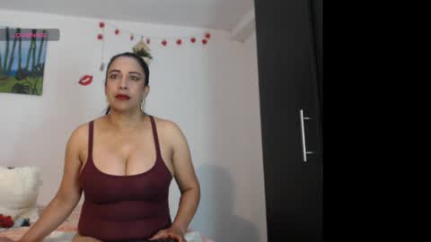Snapshot of dulce_anita2 chatting on February 5, 8:46 pm Anita online show from February 5, 8:46 pm