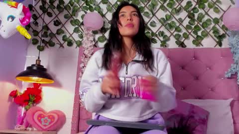 Daniela online show from September 22, 6:45 pm