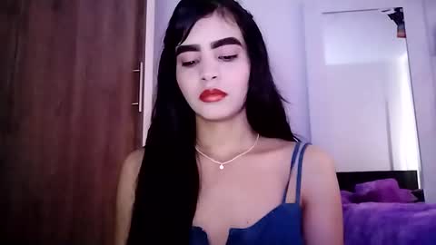 Snapshot of dulce_lucero chatting on December 29, 3:03 pm dulce_lucero online show from December 29, 3:03 pm