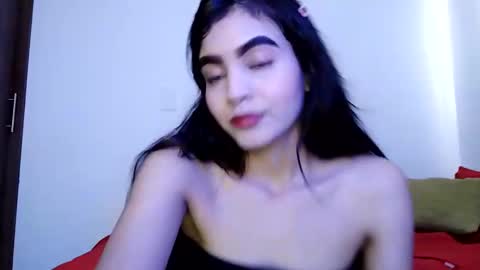 Snapshot of dulce_lucero chatting on January 12, 5:22 pm dulce_lucero online show from January 12, 5:22 pm