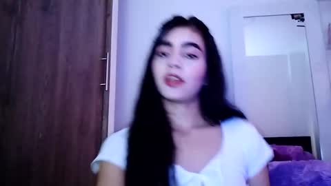 Snapshot of dulce_lucero chatting on January 30, 5:17 pm dulce_lucero online show from January 30, 5:17 pm