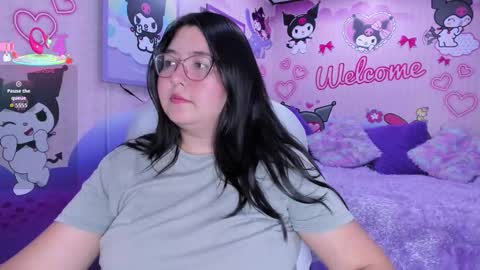 Dulce  online show from January 11, 12:11 pm