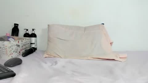 dulce online show from July 30, 3:40 am