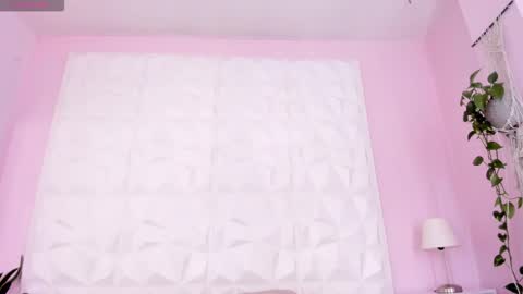 dulce_quintana online show from December 14, 8:04 pm