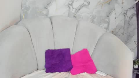 Dulce online show from April 22, 4:41 am