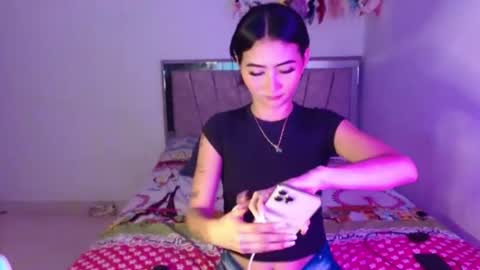 dulcesexy18 online show from June 24, 11:12 pm