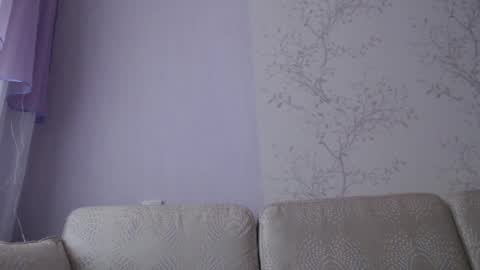 dulcieheath online show from February 26, 11:21 am