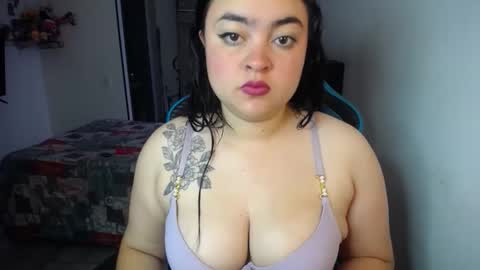 Snapshot of dumont_model chatting on September 21, 1:59 pm Nicole online show from September 21, 1:59 pm