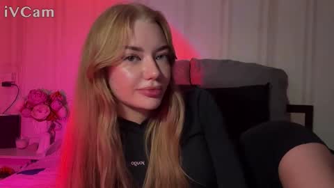 duomystique online show from October 18, 5:28 pm