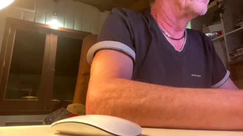 Snapshot of durakbrina chatting on January 27, 12:12 am Durakbrina online show from January 27, 12:12 am