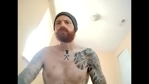 dust0132 online show from November 20, 6:05 pm