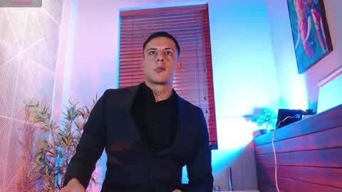 Dustin Sonne online show from January 19, 3:49 am