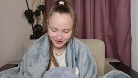 Jenny online show from December 15, 8:05 pm