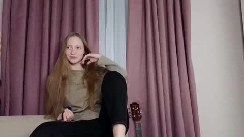 Jenny online show from December 18, 8:26 pm