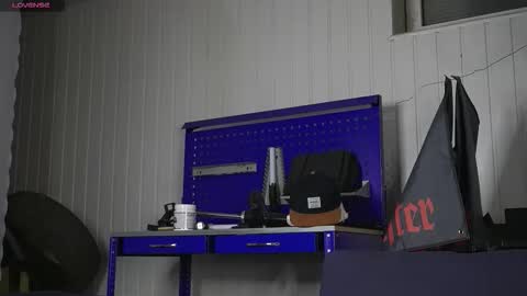 Dustyn online show from October 13, 4:42 pm