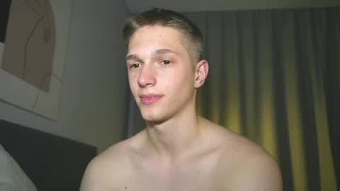 Dustyn online show from January 27, 4:11 pm