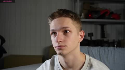 Dustyn online show from February 7, 2:15 pm