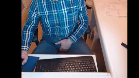 Snapshot of dutchpornking2 chatting on February 9, 6:58 pm dutchpornking2 online show from February 9, 6:58 pm